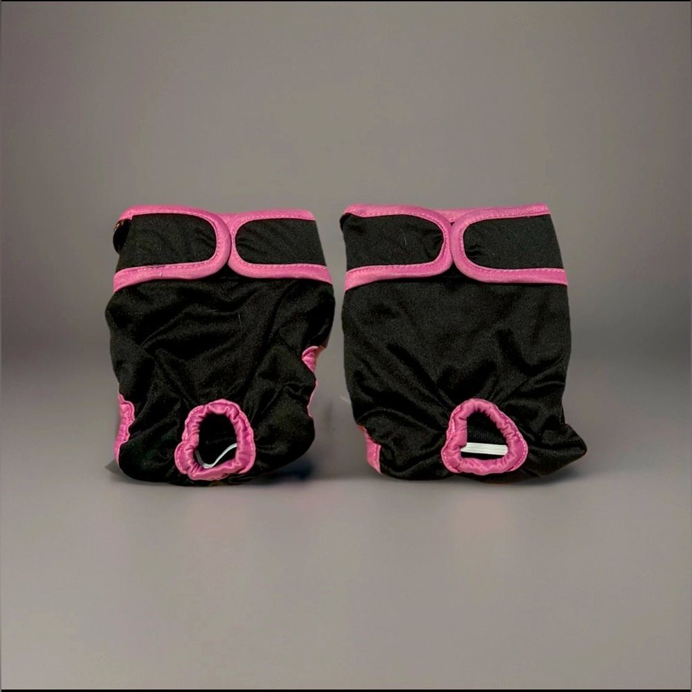 FunnyDog Female Dog Diapers Small – Set of 2